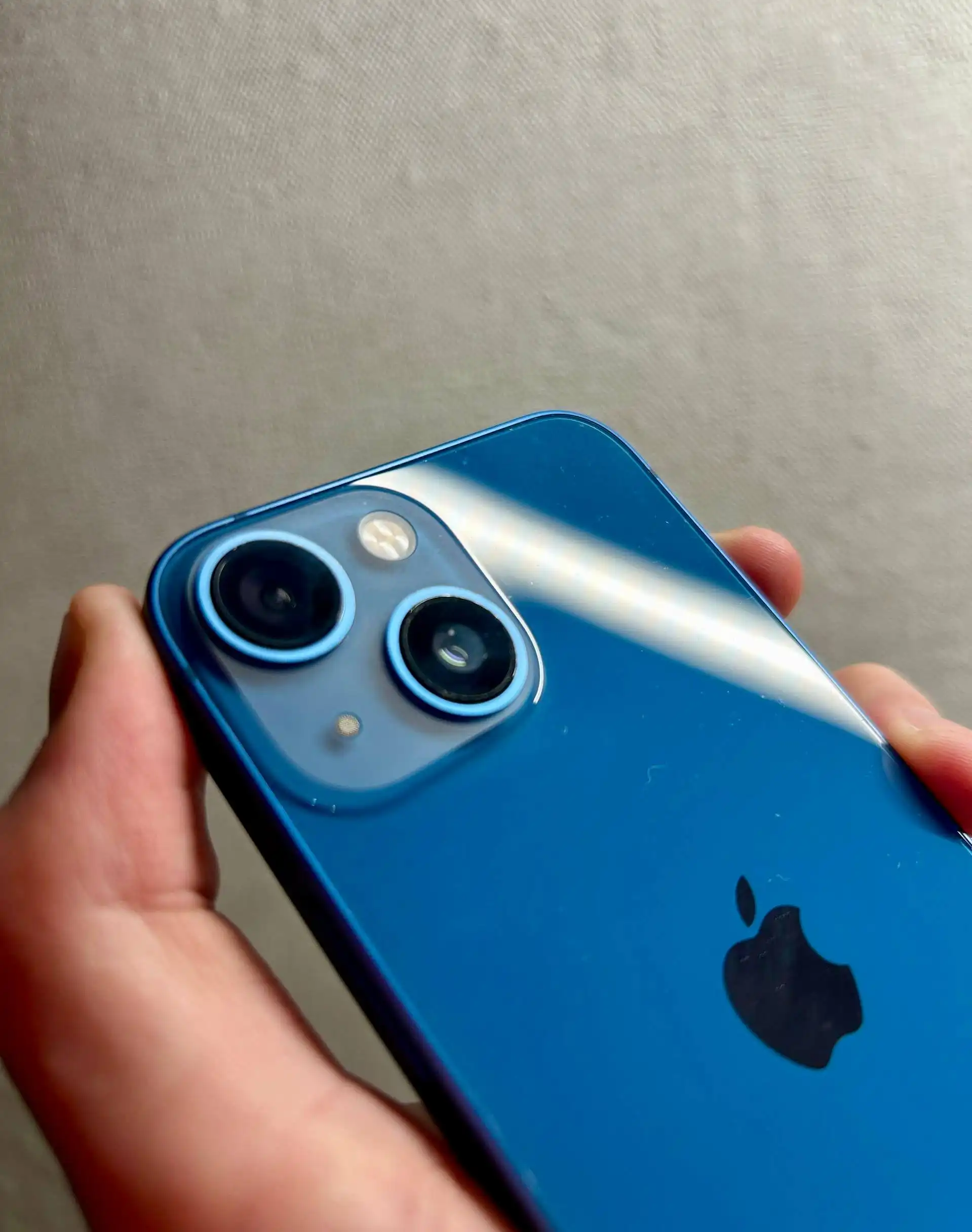 Продам iPhone 13 Mini Blue