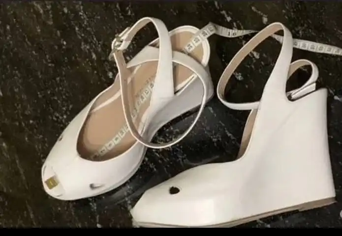 Босоножки из натуральной кожи, состояние новых