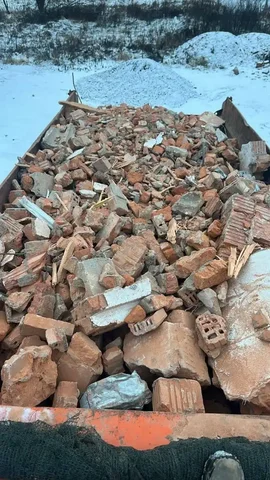 Кирпичный бой с доставкой - Инструменты в Калининград