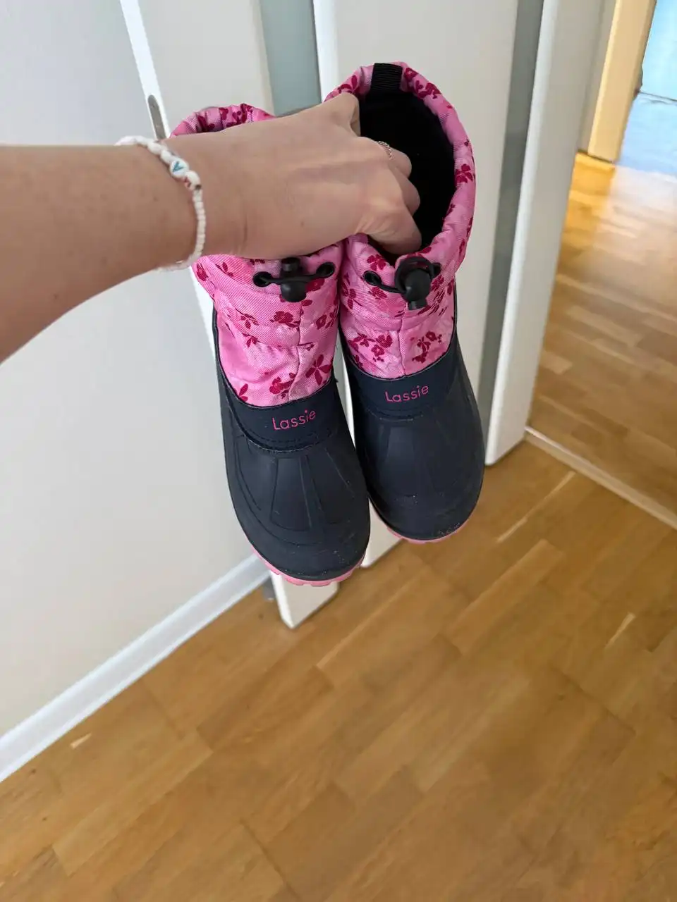 Зимние сапоги Lassie 34 размер