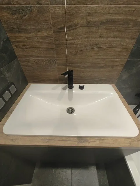 Продам тумбочку с раковиной для ванной комнаты - Канцелярия в Калининград