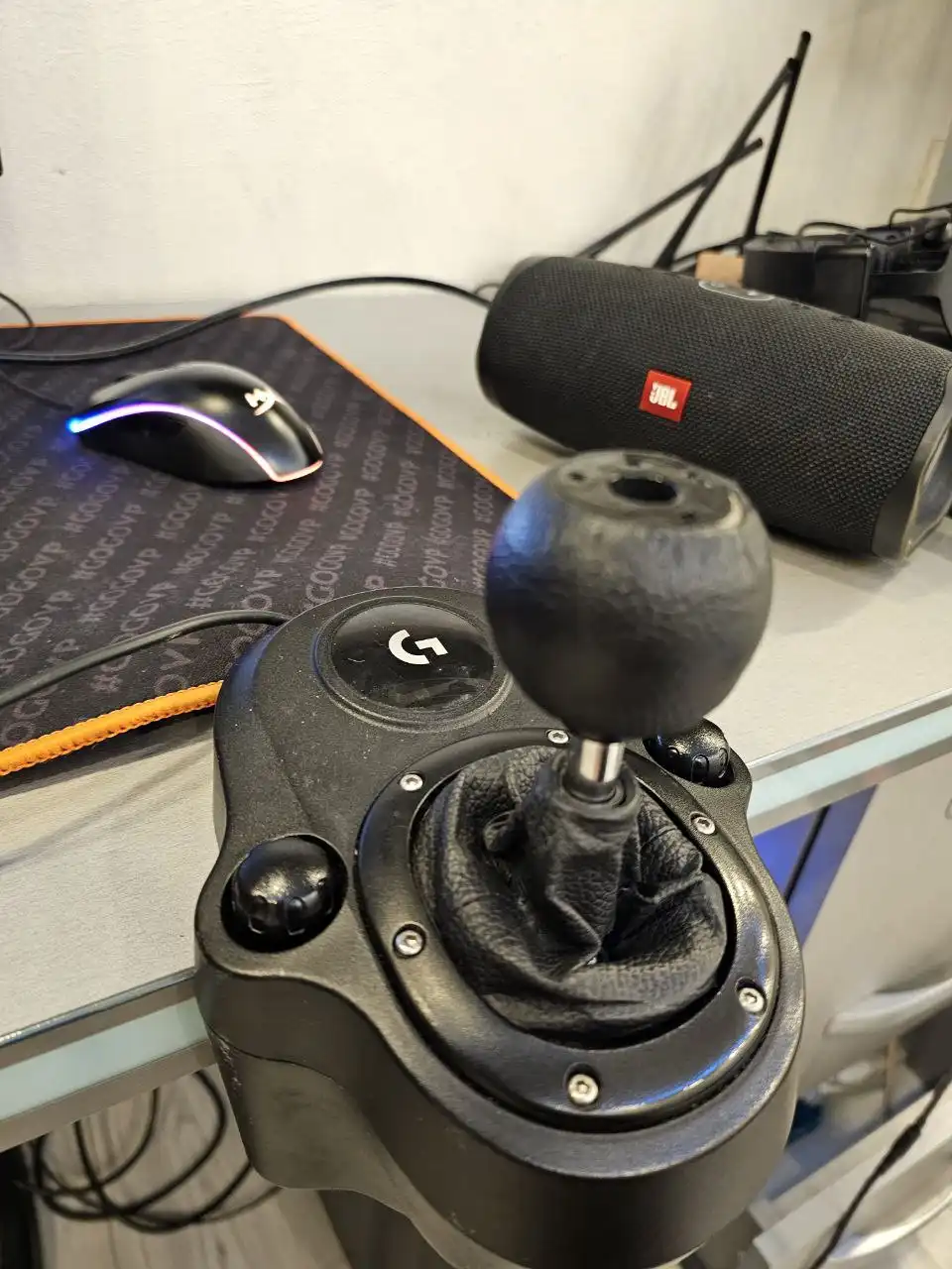 Продам руль Logitech G29 с штурвалом и шифтером - Игровые контроллеры (Электроника) в Калининград