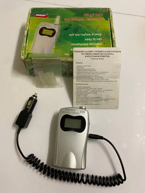 Продам автомобильный алкотестер - частное объявление в Калининград