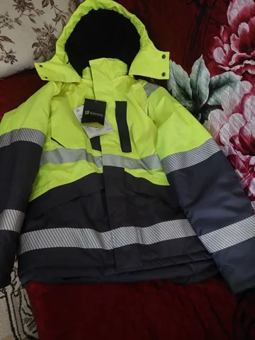 Продам одежду размер L - Сумки в Калининград