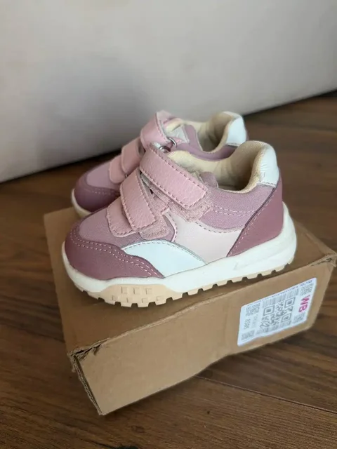 Кроссовки Котофей 21 размер - Сумки в Калининград