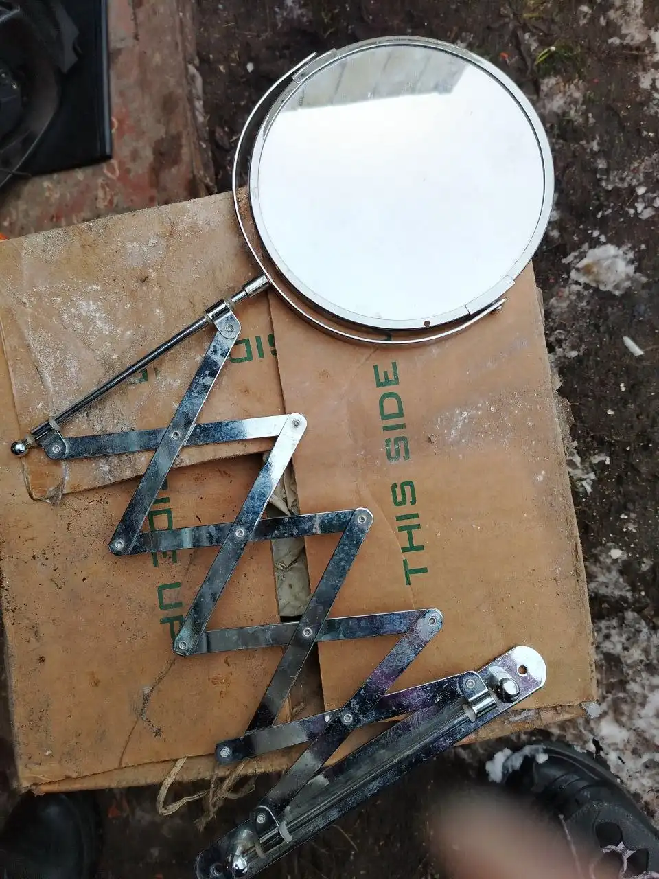 Продам зеркало косметическое - Зеркала косметические (Красота и здоровье) в Калининград