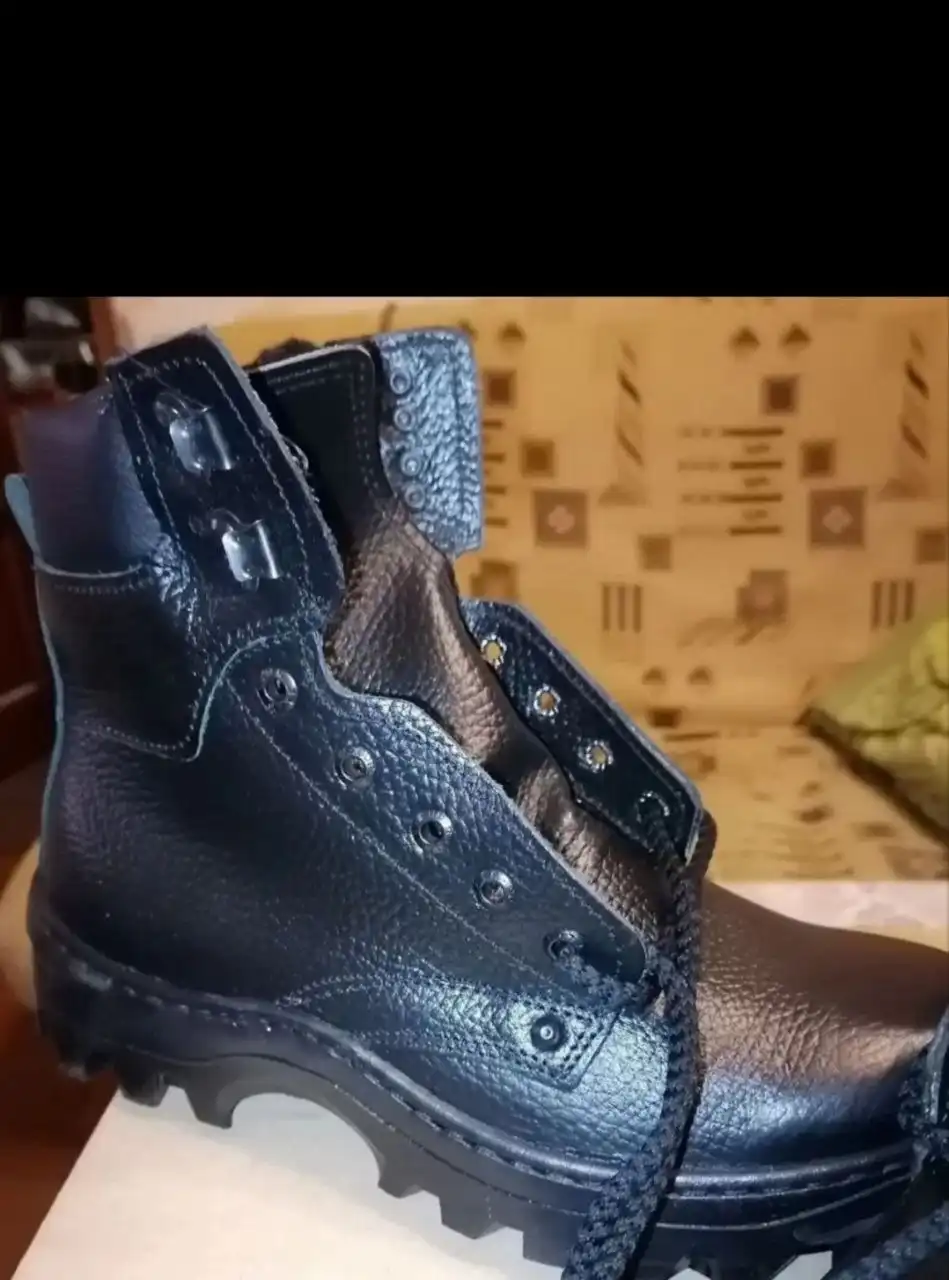 Продажа новых берцев размеры 40 и 43 - Обувь (Одежда) в Калининград