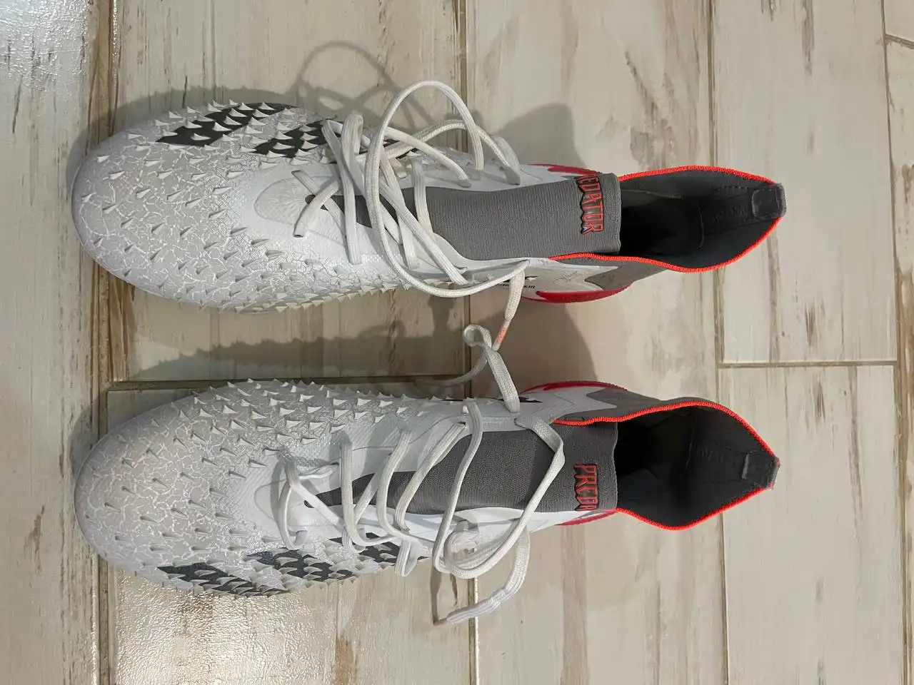 Бутсы для футбола и мини-футбола разных размеров - Одежда (Барахолка) в Калининград