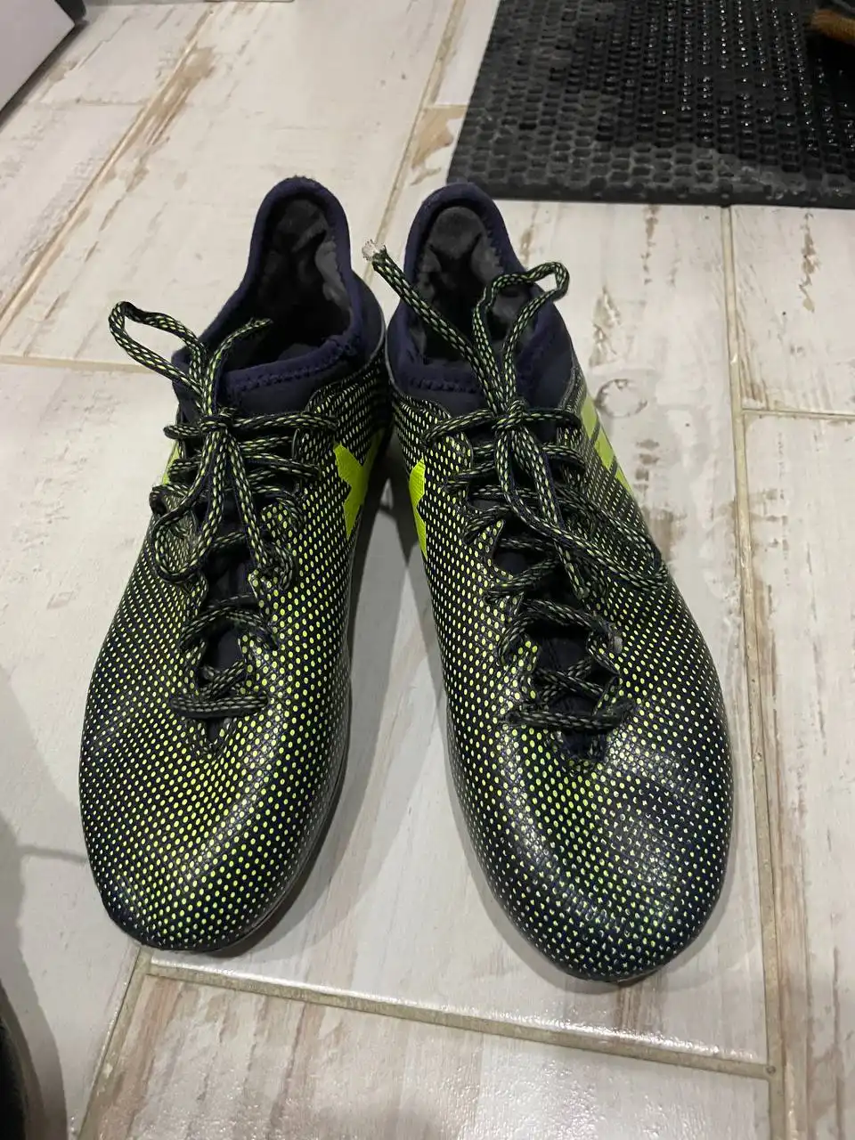 Бутсы для футбола и мини-футбола разных размеров - Одежда (Барахолка) в Калининград