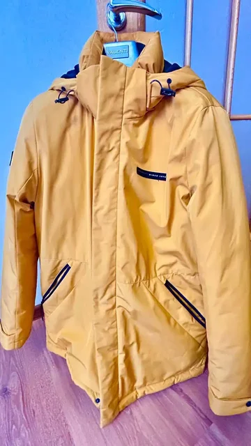 Мужская куртка желтого цвета 56 размер - Аксессуары в Калининград