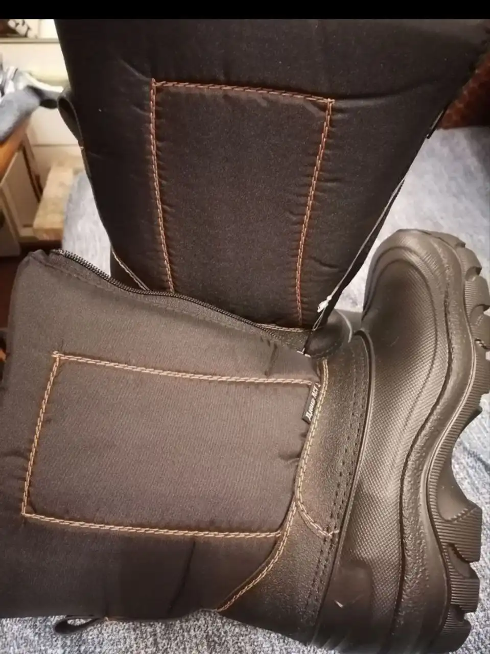 Продам теплые сапоги 38 размера - Обувь (Одежда) в Калининград