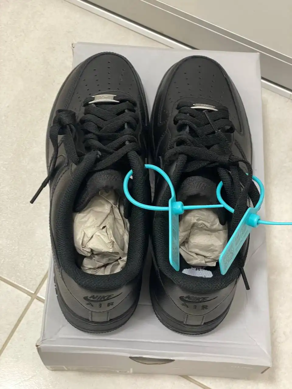 Оригинальные кроссовки Forse с сертификатом - Обувь (Одежда) в Калининград