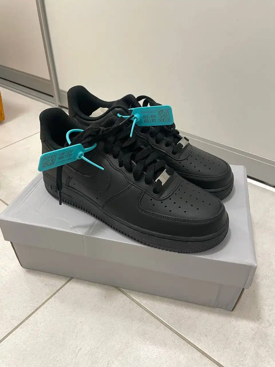 Оригинальные кроссовки Forse с сертификатом - Обувь (Одежда) в Калининград