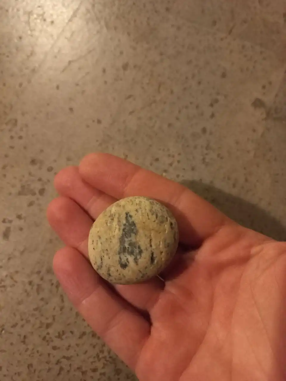 Продам красивый лёгкий камень для украшения - Декорации (Барахолка) в Калининград