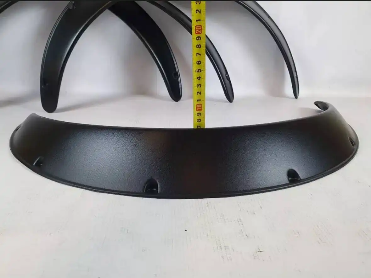 Универсальные накладки на крылья (фендеры) АБС пластик - Аксессуары (Авто) в Калининград