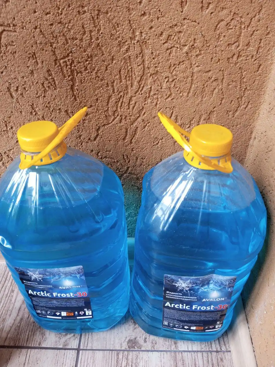 Продам незамерзающую жидкость для омывателя - Барахолка в Калининград