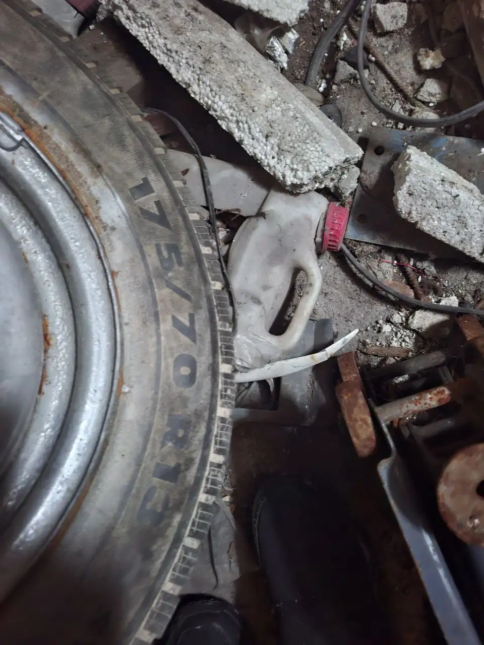 Продам зима лето - Барахолка в Калининград