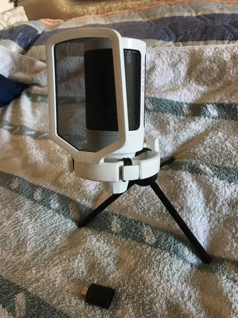 Продажа конденсаторного микрофона Fifine Ampligame AM8 - частное объявление в Калининград