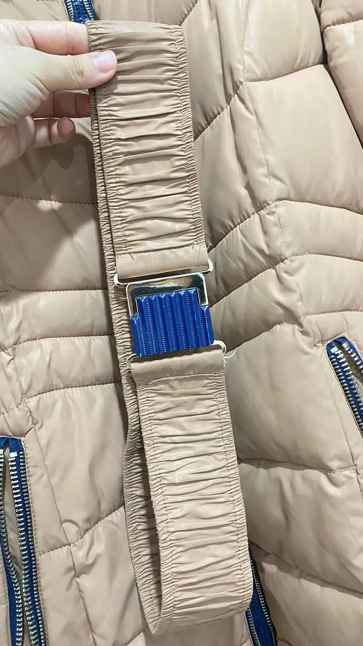 Продажа зимнего пуховика размер 46-48 - Верхняя одежда (Одежда) в Калининград