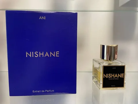 Продаю оригинальный парфюм 64 мл - частное объявление в Калининград