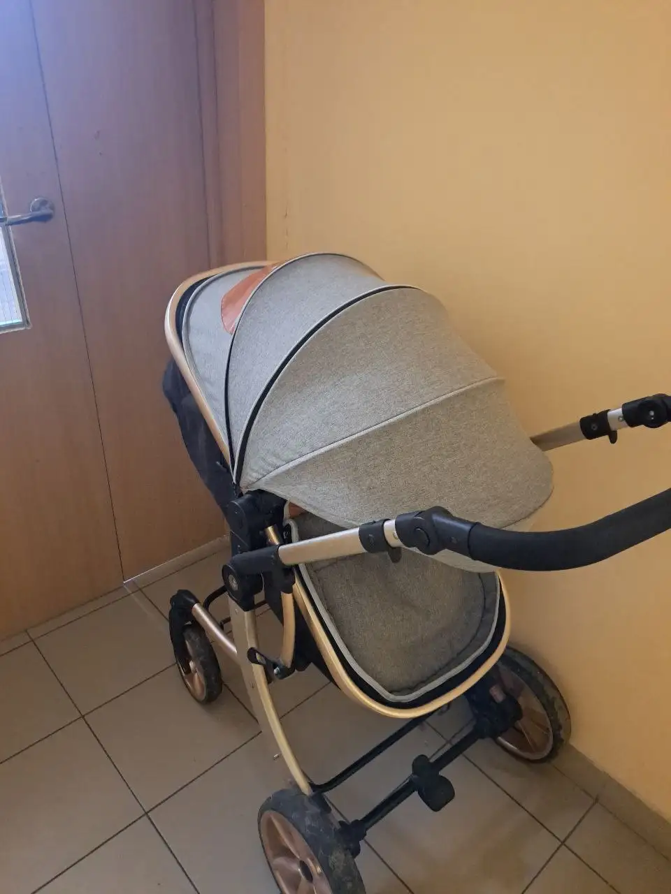 Продажа тумбы и коляски - Барахолка в Калининград