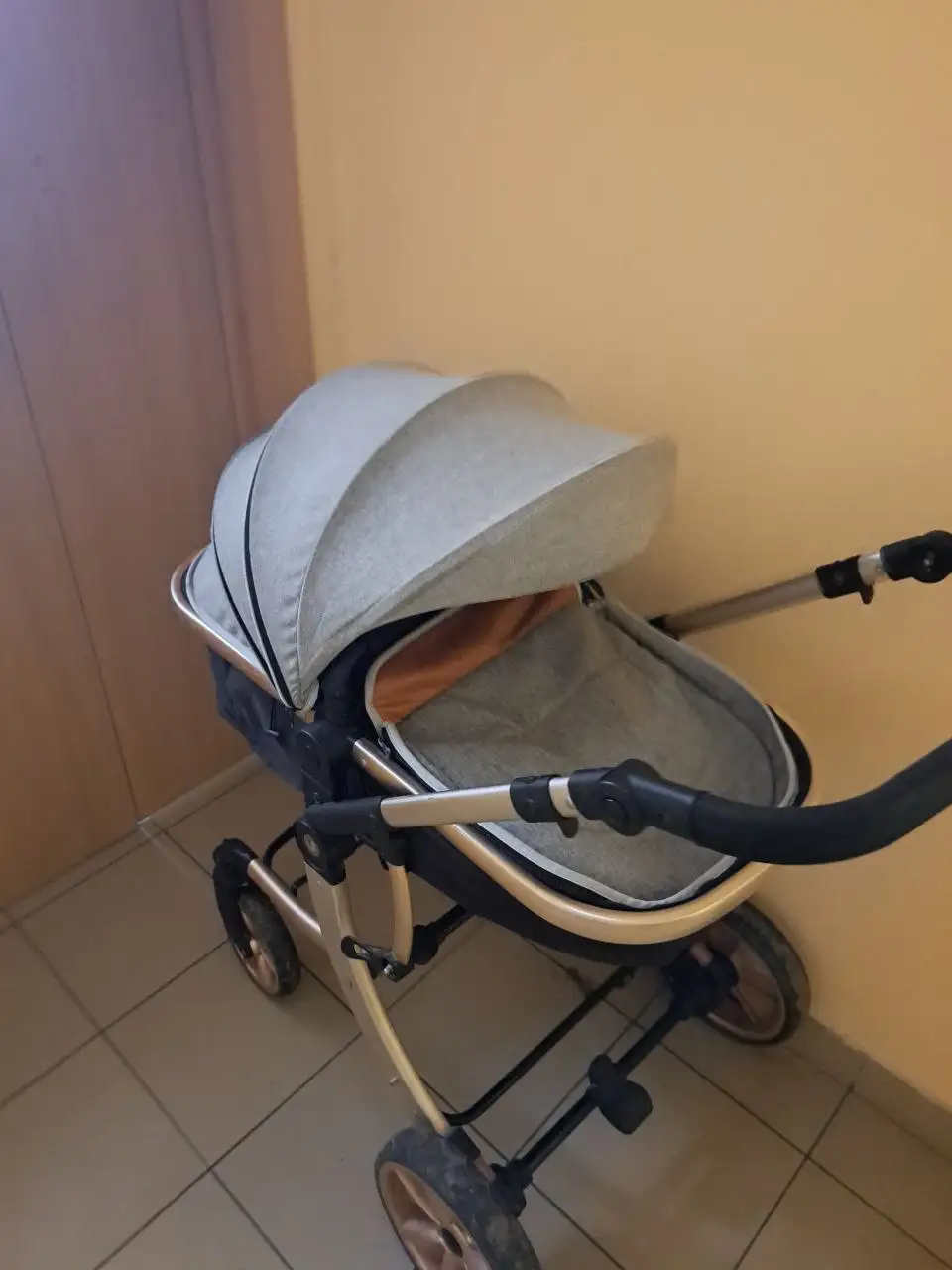 Продажа тумбы и коляски - Барахолка в Калининград