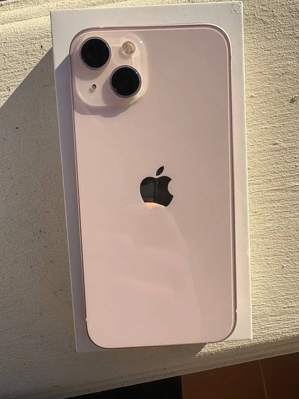 Продам iPhone 13 розовый 128GB с аксессуарами - Смартфоны (Электроника) в Калининград