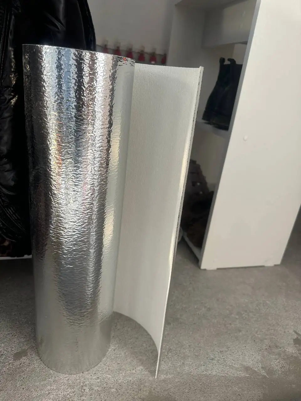 Самоклеящие обои с шумоизоляцией - Отделочные материалы (Для дома и дачи) в Калининград