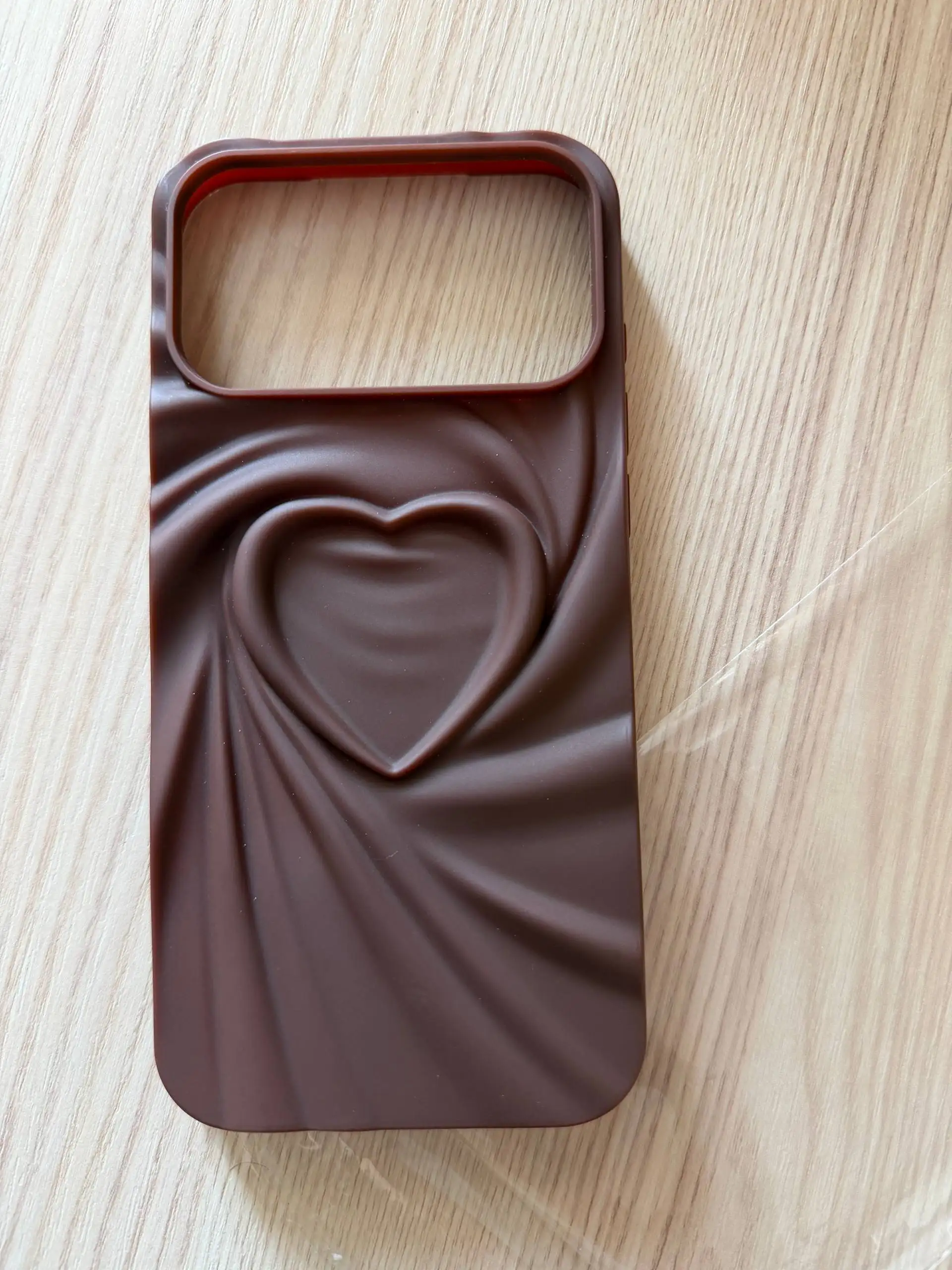 Продам новый чехол на iPhone 17 Pro Max - Аксессуары для телефонов (Электроника) в Калининград