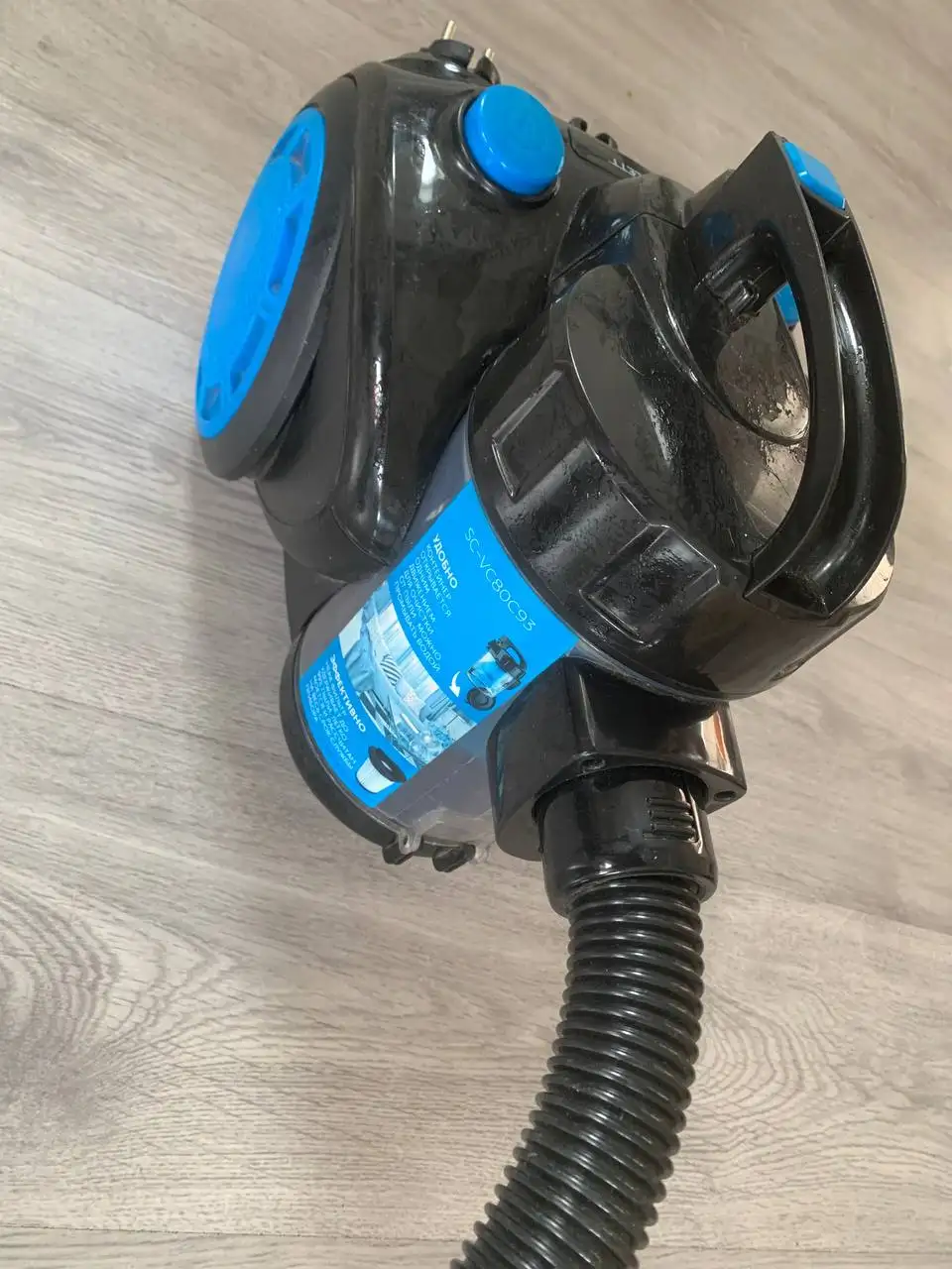 Пылесос Scarlett в хорошем состоянии - Пылесосы (Барахолка) в Калининград