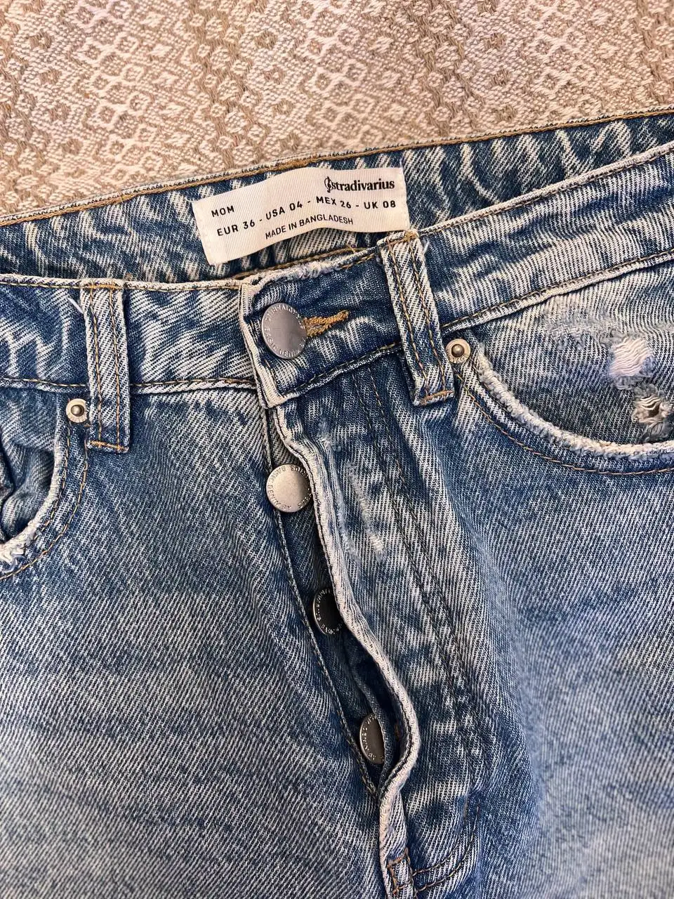 Женские джинсы Zarina и Stradivarius - Джинсы (Одежда) в Калининград