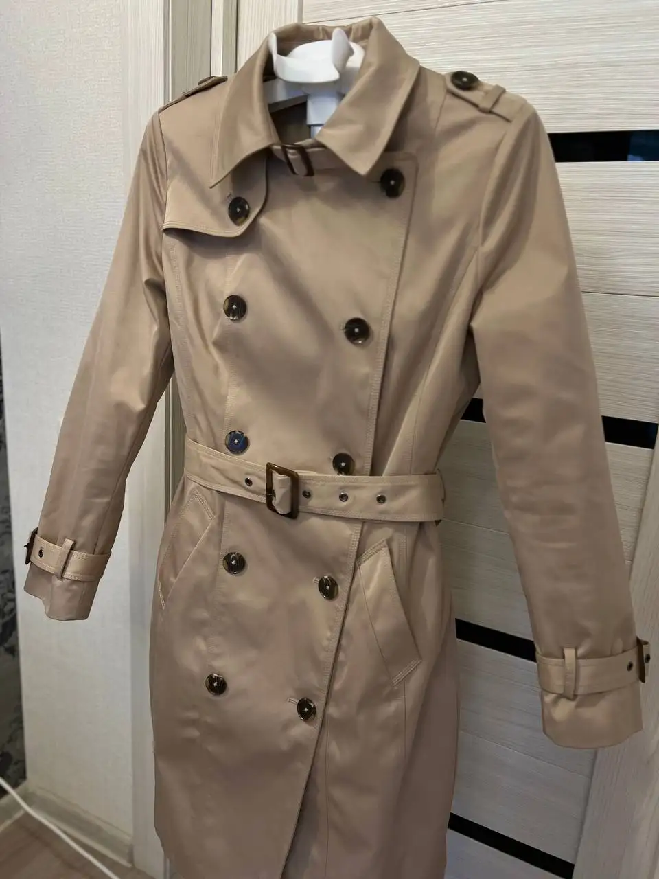 Тренч женский monton размер s - Верхняя одежда (Одежда) в Калининград