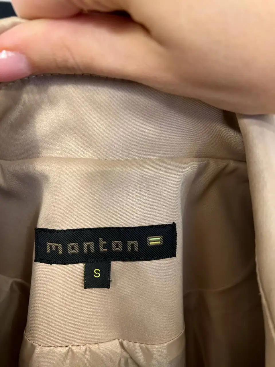 Тренч женский monton размер s - Верхняя одежда (Одежда) в Калининград