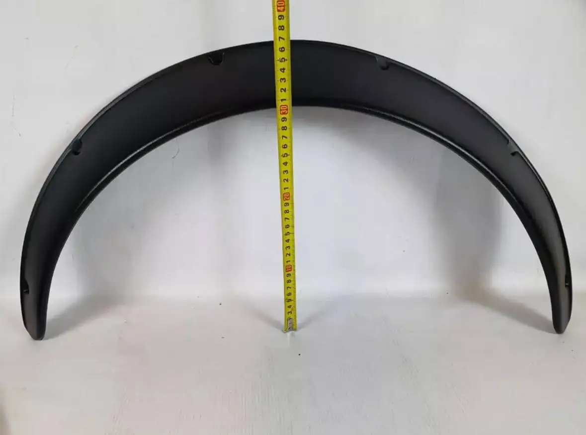 Продам универсальные накладки на крылья (фендеры) - Кузовные детали (Запчасти) в Калининград