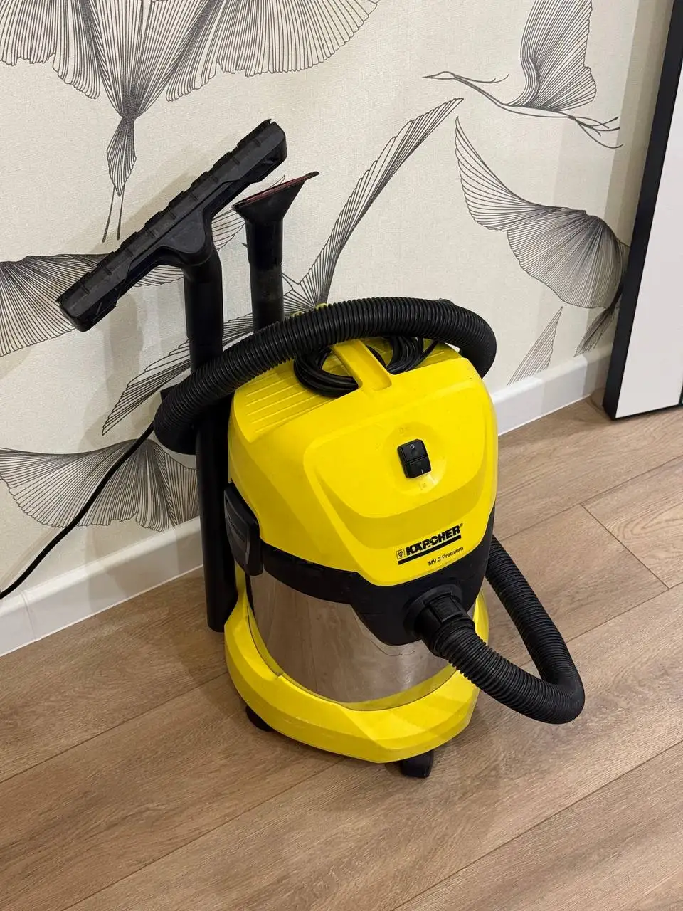 Продам пылесос Karcher MV3 - Барахолка в Калининград