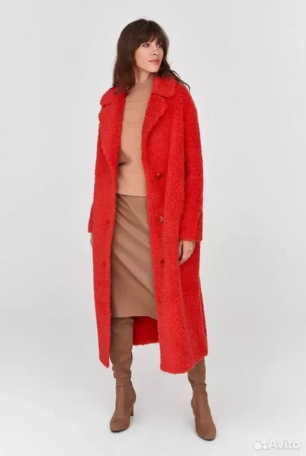 Шерстяное пальто от бренда Снежная Королева - Наращивание ногтей в Калининград