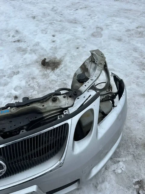 Продам ноускат для Lexus GS 3 дорест - Запчасти в Калининград