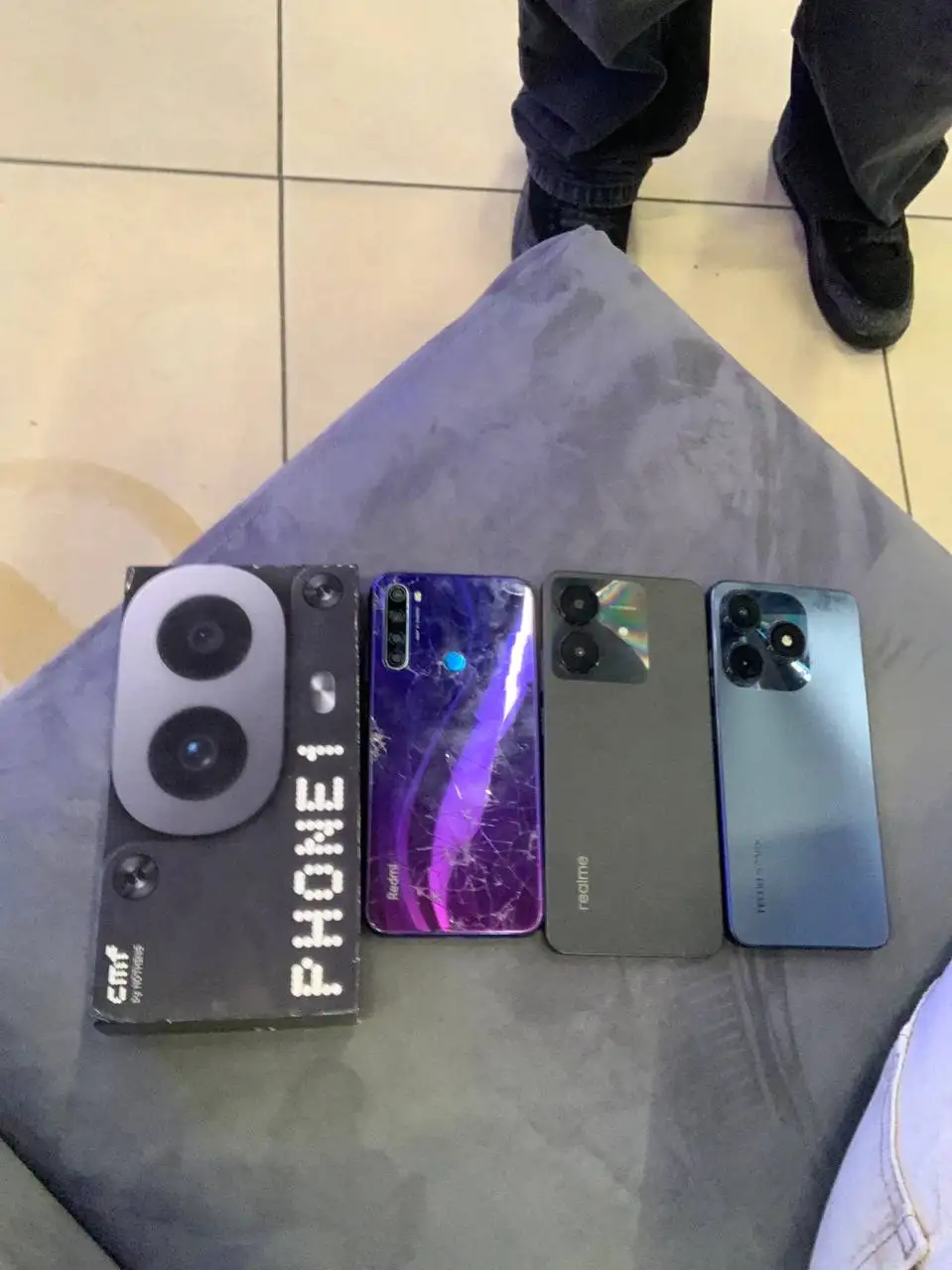 Смартфоны Xiaomi и Tecno с повреждёнными экранами - Смартфоны (Электроника) в Калининград