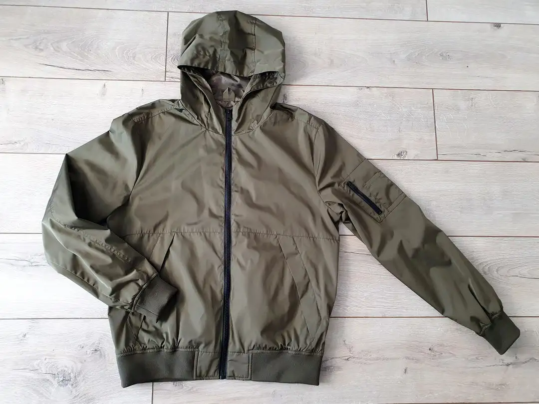 Куртка ветровка SELA размер 48 - Верхняя одежда (Одежда) в Светлогорск