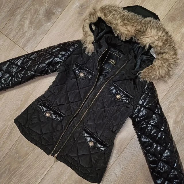 Куртка River Island на 9-10 лет - Верхняя одежда и аксессуары в Калининград