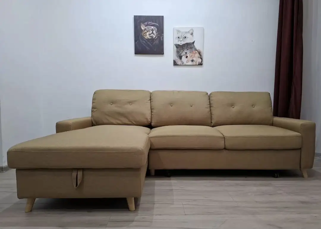 Продаётся диван в очень хорошем состоянии - Мебель (Для дома и дачи) в Калининград