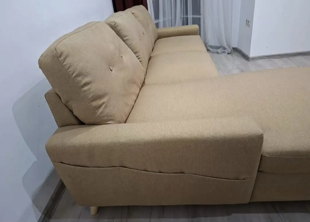 Продаётся диван в очень хорошем состоянии - Мебель (Для дома и дачи) в Калининград