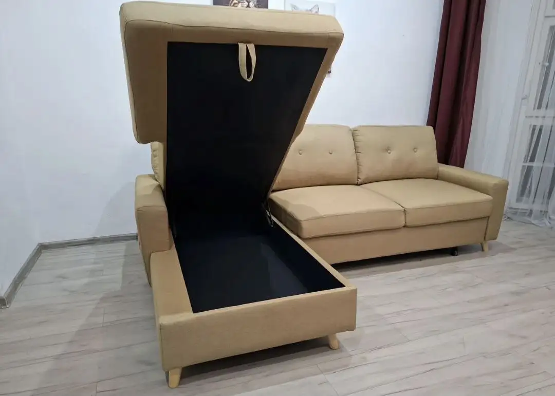 Продаётся диван в очень хорошем состоянии - Мебель (Для дома и дачи) в Калининград