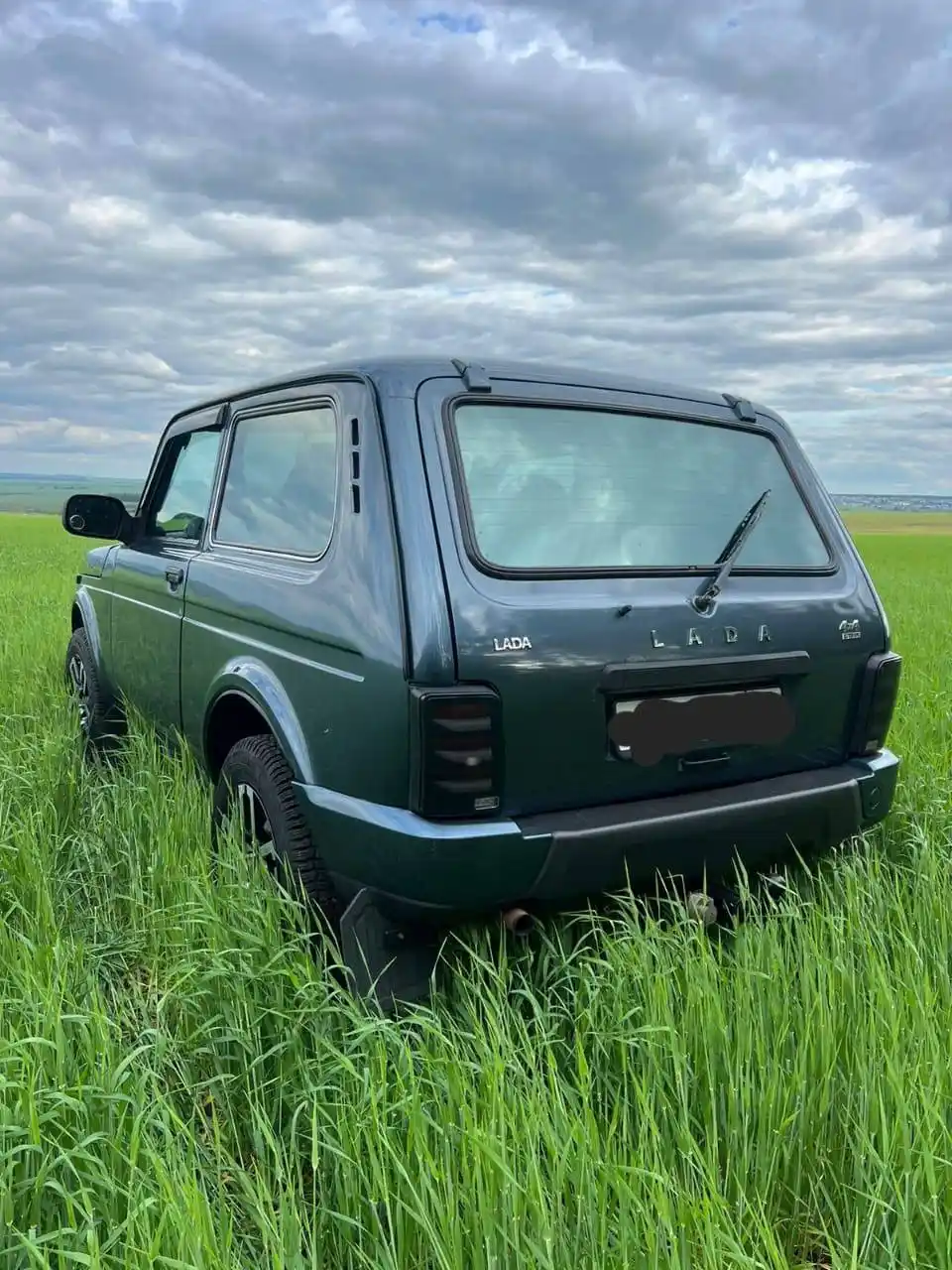 Нива Урбан 2015 года