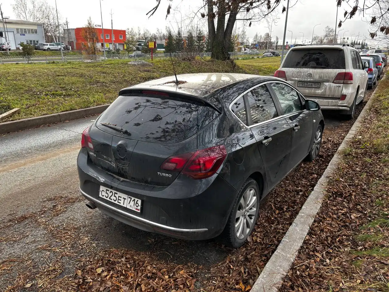 Опель Астра J 2013 года