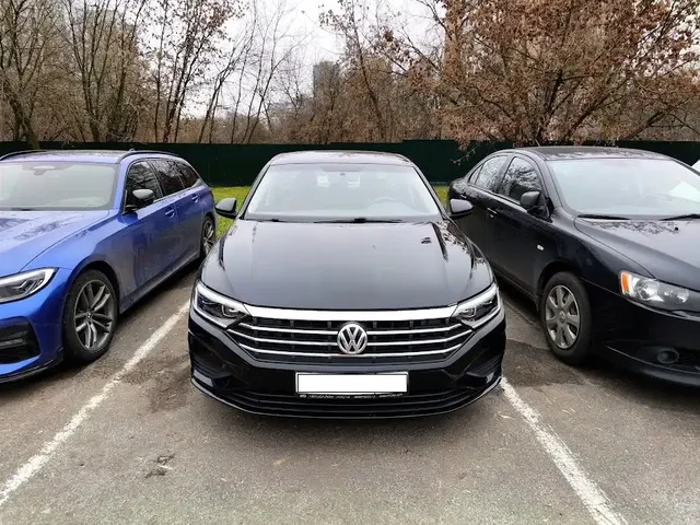 VOLKSWAGEN JETTA black 2020 года - Авто в Москва