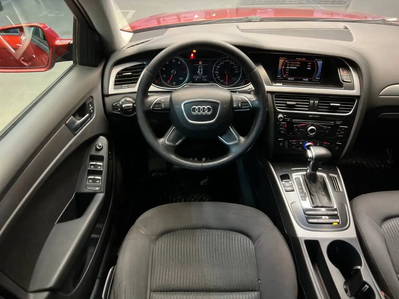 Продажа Audi A4 2013 года