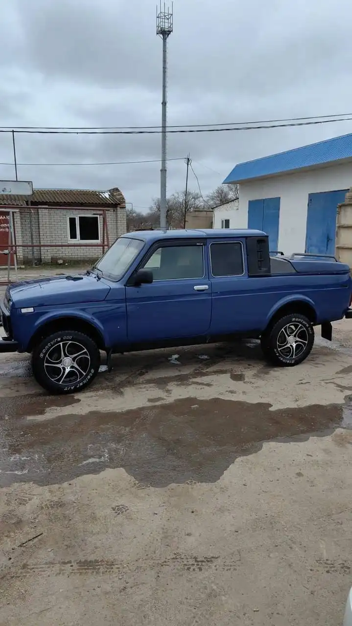 Продам Лада Нива Пикап 2008