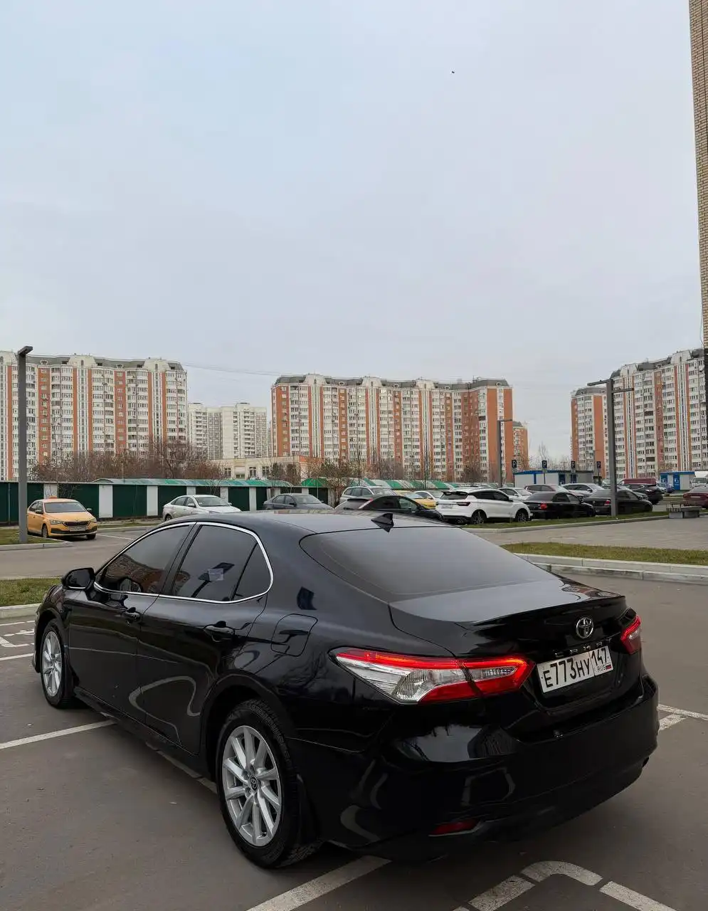 Продажа Toyota CAMRY 2021 года в Москве