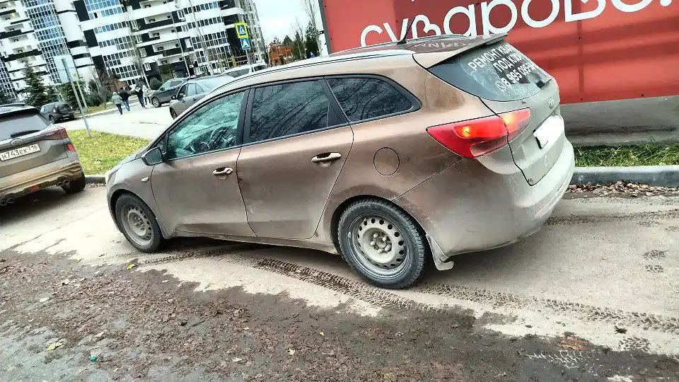 Продается Kia Ceed 1.6 AT 2016 года